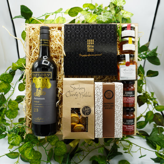Crimson Indulgence – Shiraz Hamper