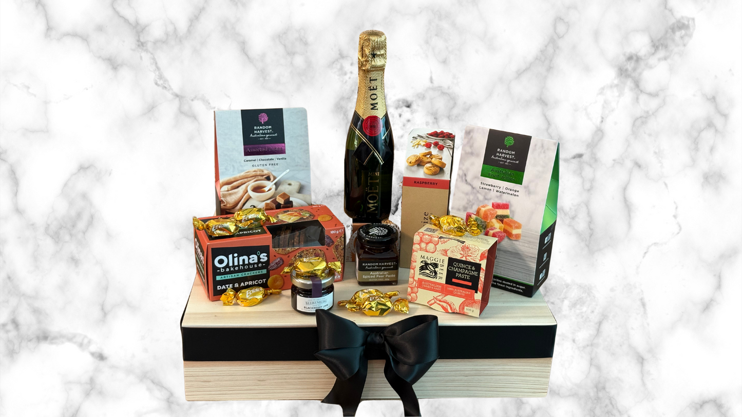 Luxury Mini Moët & Chandon Gourmet Hamper