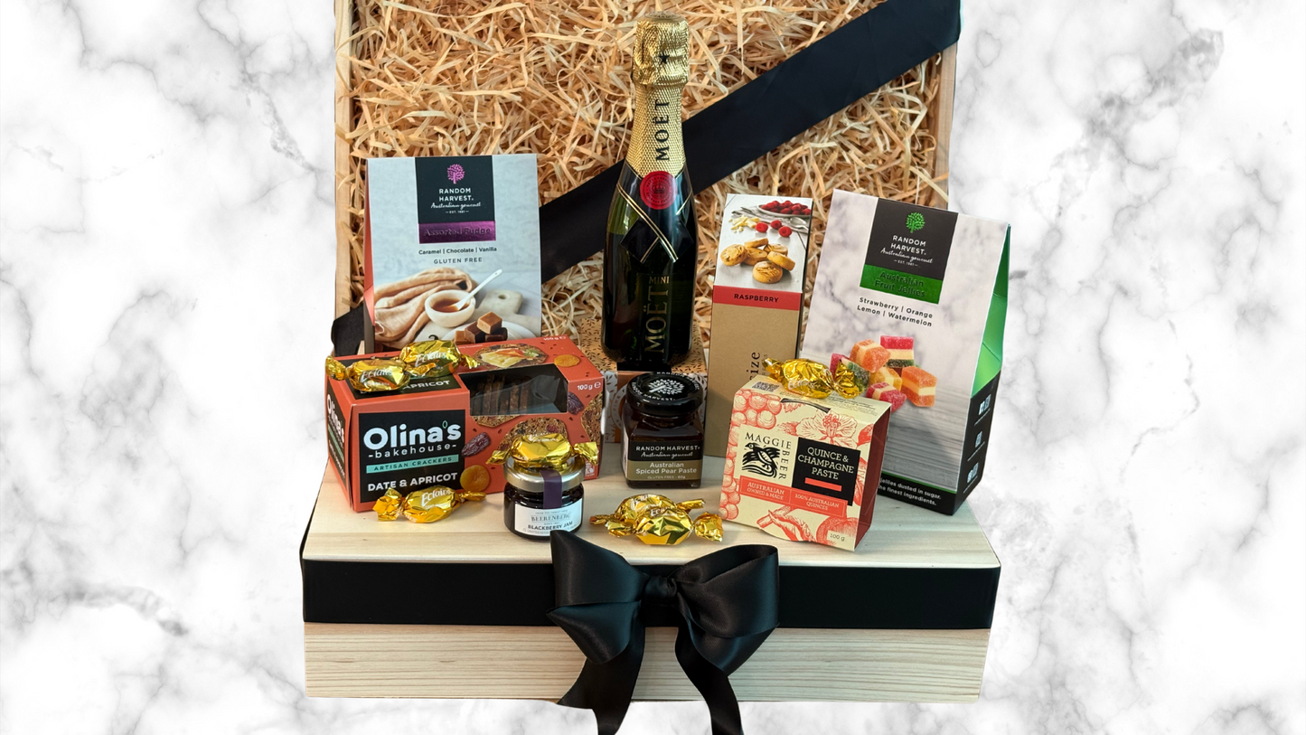 Luxury Mini Moët & Chandon Gourmet Hamper