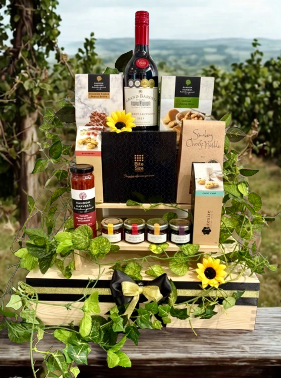 Majestic – Large Hamper